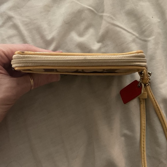 Coach Signature Accordion Zip Wristlet Wallet – Brown Canvas - Picture 6 of 13